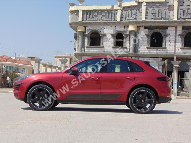 2015 Porsche Macan S
