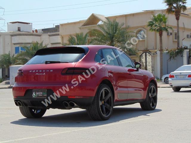 2015 Porsche Macan S