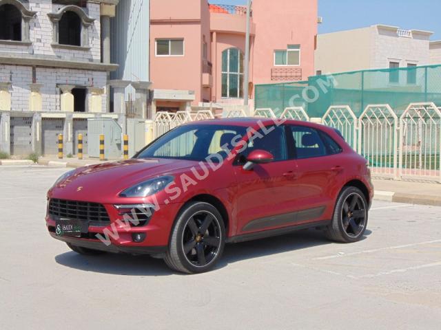 2015 Porsche Macan S