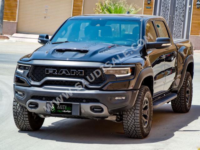 2022 دودج رام تي ار اكس