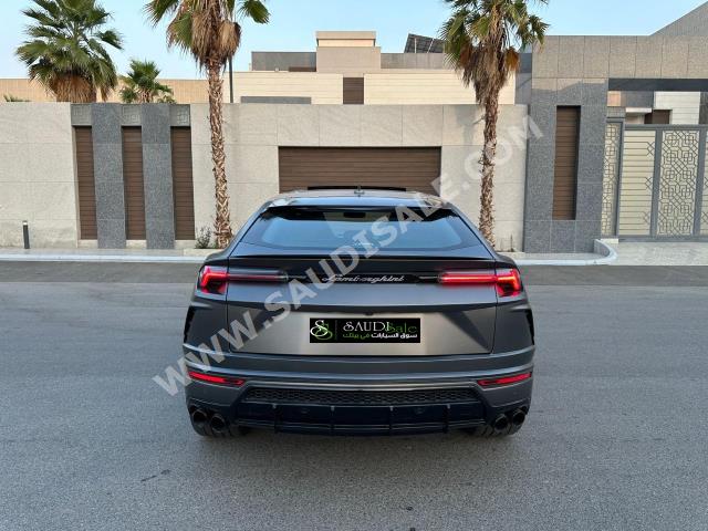 2019 لمبرجيني اوروس