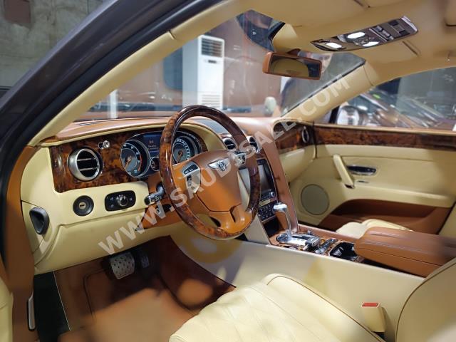 2014 بنتلي كونتيننتل فلاينج سبير