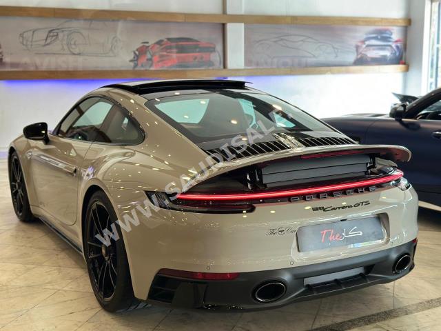 2022 بورش 911 كاريرا جي تي اس