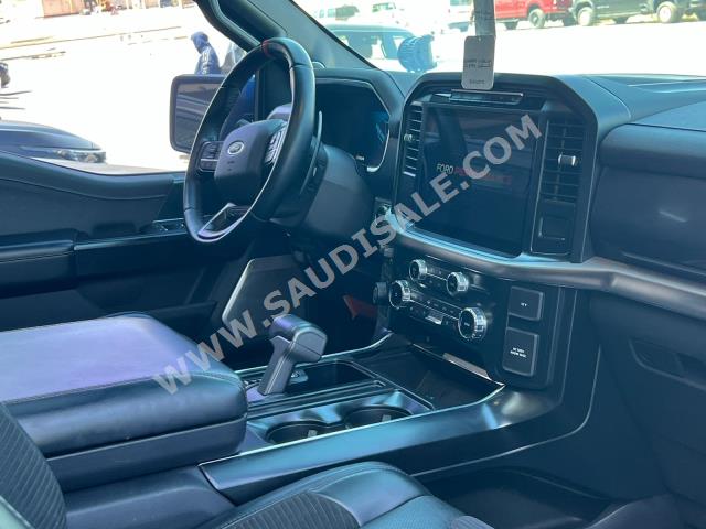 2022 فورد اف 150 رابتور