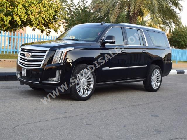 2018 Cadillac Escalade Platinum