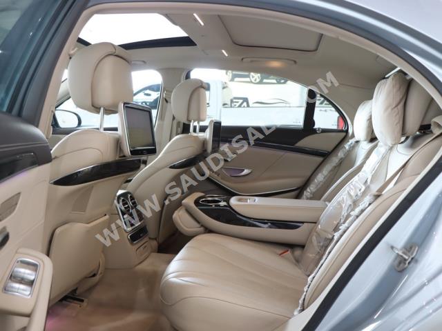 2015 مرسيدس - بنز إس 400