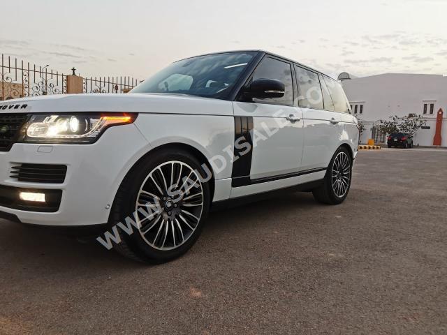 2015 لاند روفر رينج روفر فوج