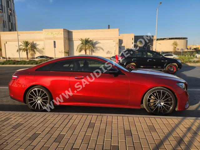 2019 مرسيدس - بنز إي 200 كوبيه أي إم دي