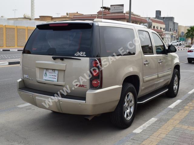 2007 GMC Yukon Denali