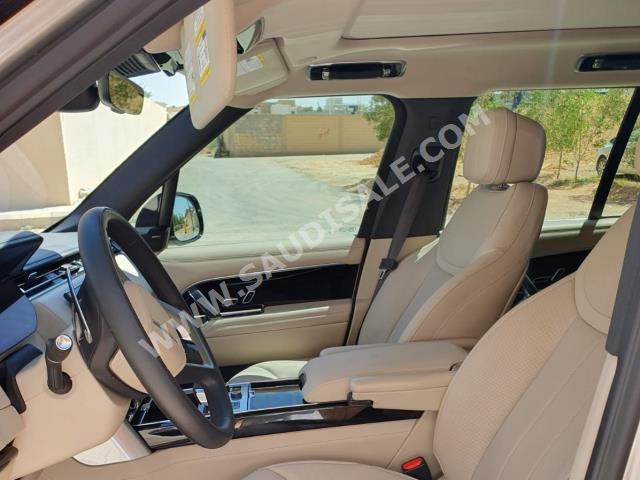 2023 لاند روفر رينج روفر فوج اس اي