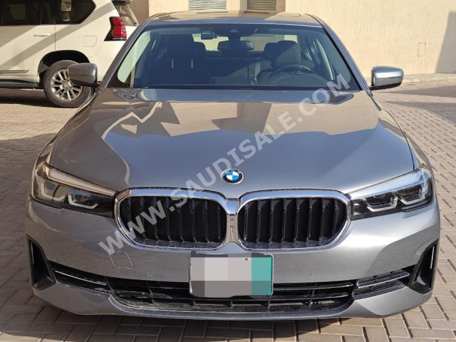 2023 بي ام دبليو الفئة الخامسة 530 أي