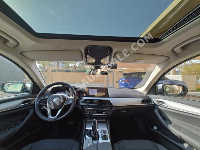 2023 بي ام دبليو الفئة الخامسة 530 أي