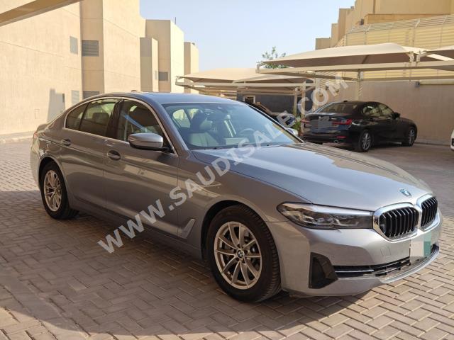 2023 بي ام دبليو الفئة الخامسة 530 أي