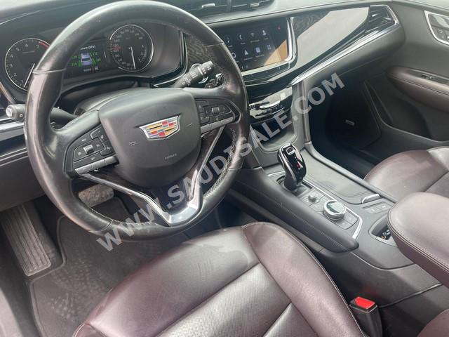 2021 كاديلاك اكس تي 6