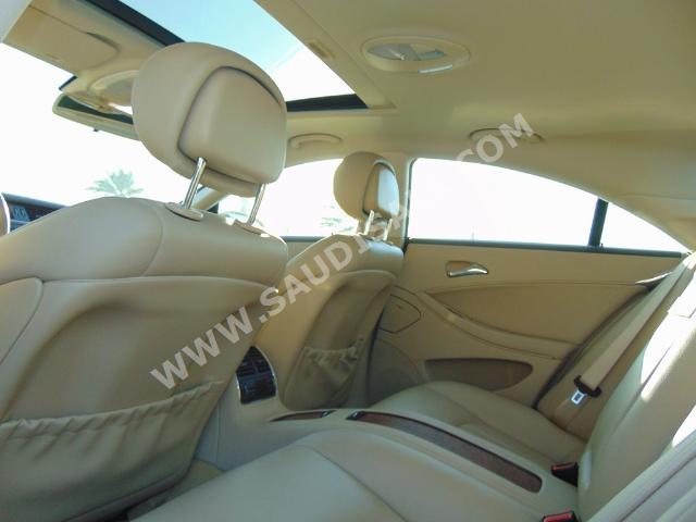 2010 Mercedes-Benz CLS 350