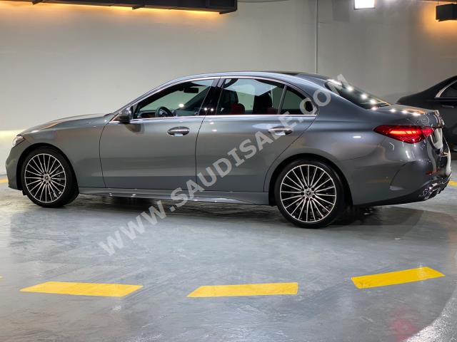 2022 Mercedes-Benz C 300