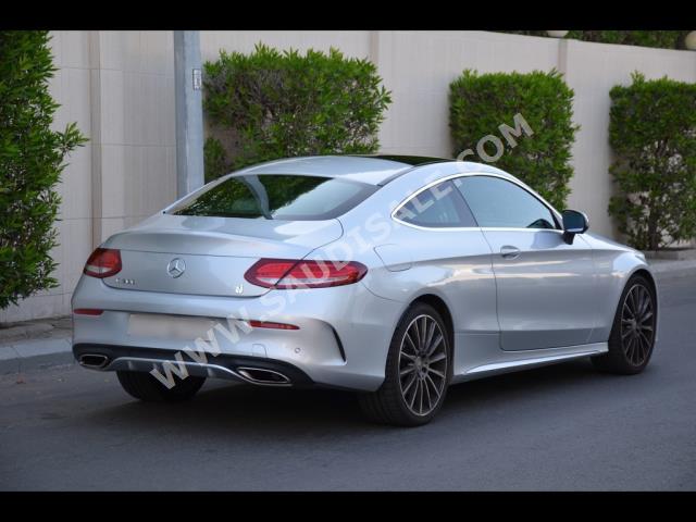 2016 مرسيدس - بنز سي 300 أي إم جي كوبيه