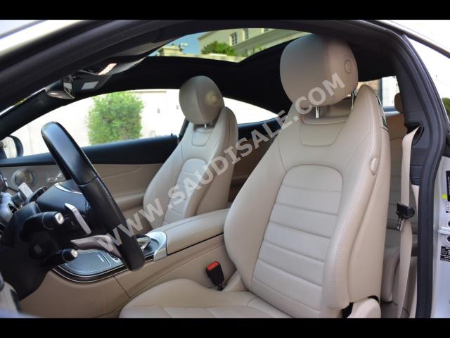 2016 مرسيدس - بنز سي 300 أي إم جي كوبيه