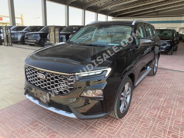 2024 فورد تيريتوري تيتانيوم بلس