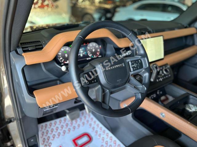 2023 لاند روفر ديفيندر اكس