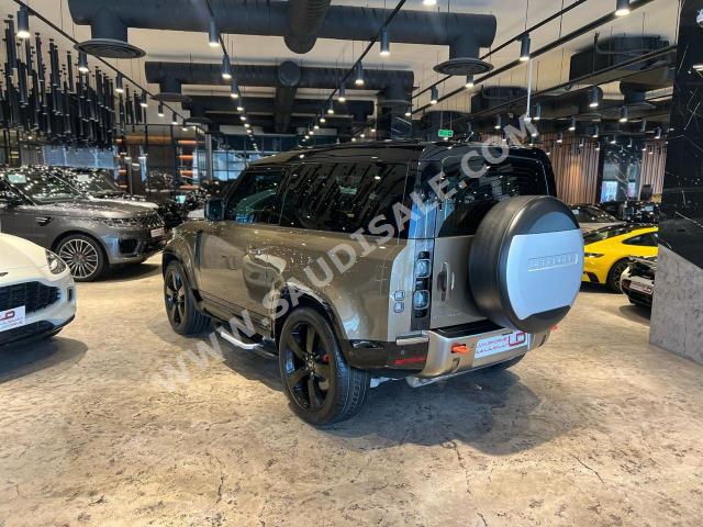 2023 لاند روفر ديفيندر اكس