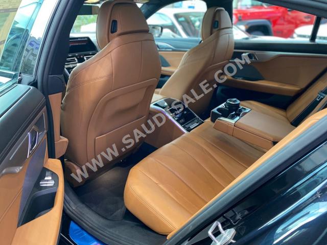 2021 BMW 8 Series 850i