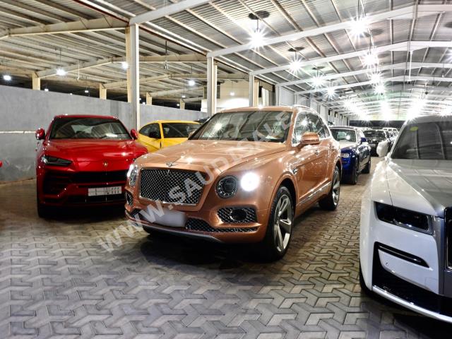 2018 بنتلي بنتايجا