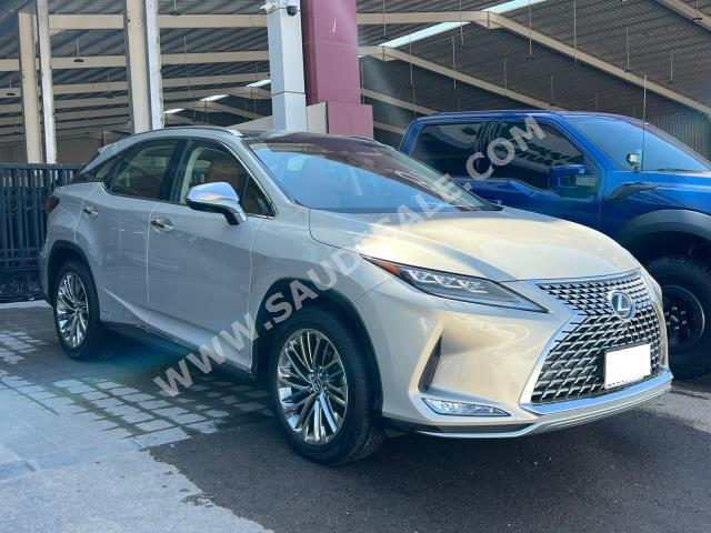 2022 لكزس أر إكس 450 هابرد