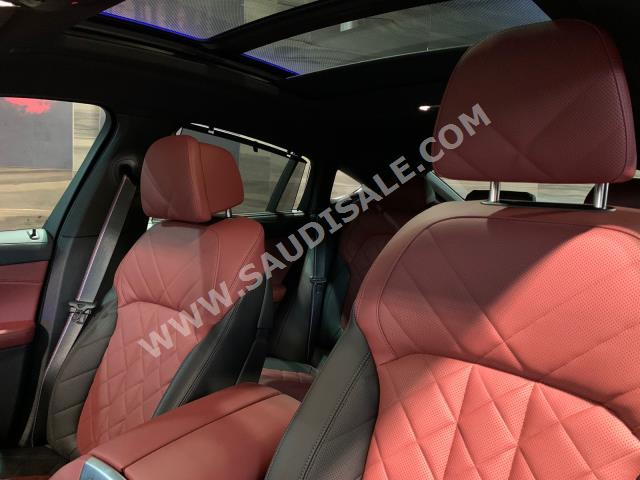 2024 بي ام دبليو الفئة اكس 6