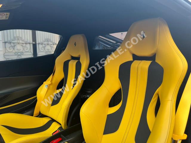 2020 فيراري بيستا 488