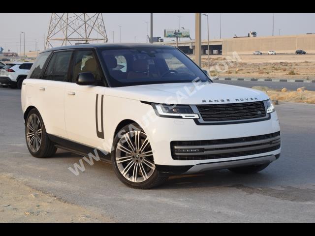 2023 لاند روفر رينج روفر فوج
