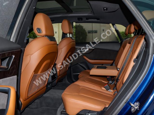 2020 Audi Q8 S Line