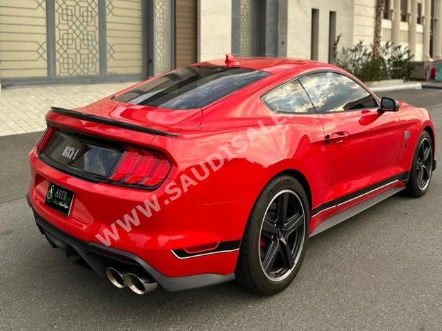 2021 فورد موستانغ ماك 1