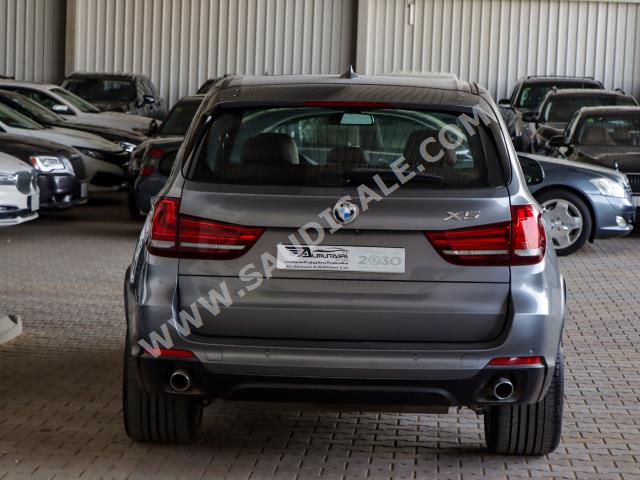 2017 بي ام دبليو الفئة اكس 5