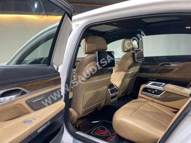 2016 BMW 7 Series 740Li