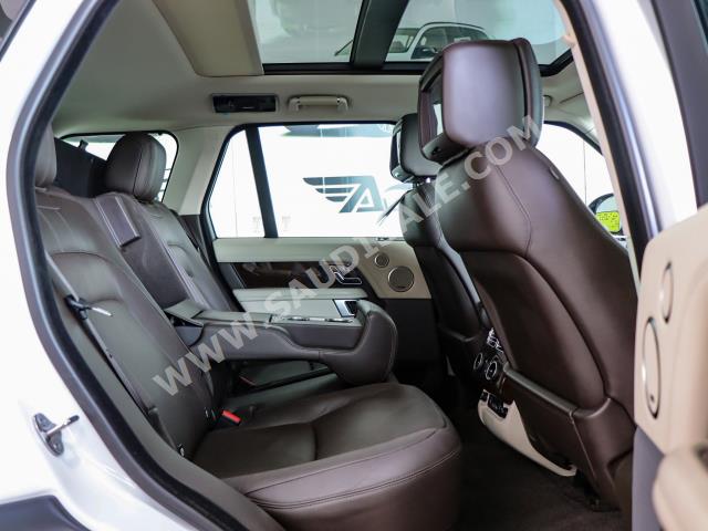 2019 لاند روفر رينج روفر فوج ان اي