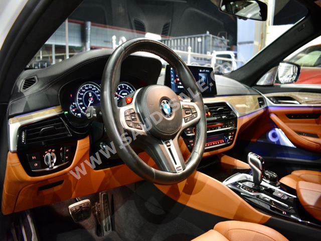 2018 بي ام دبليو الفئة ام إم 5