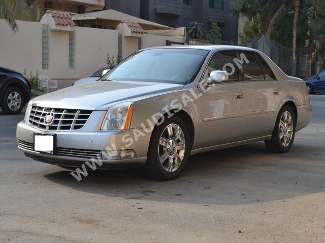 2008 كاديلاك دي تي اس بلاتينيوم
