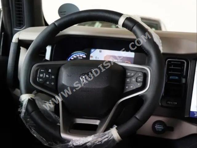 2022 فورد برونكو وايلد تراك