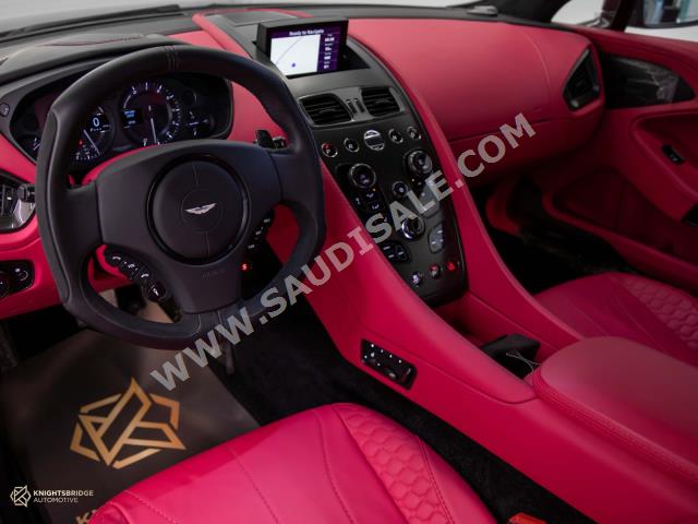 2013 استون مارتن فانكويش