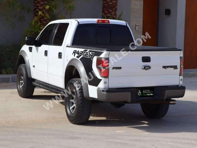 2012 فورد اف 150 رابتور