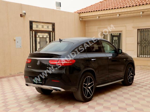 2019 مرسيدس - بنز جي إل إي 43 أي إم جي