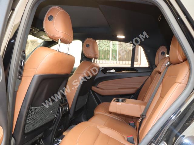 2019 مرسيدس - بنز جي إل إي 43 أي إم جي