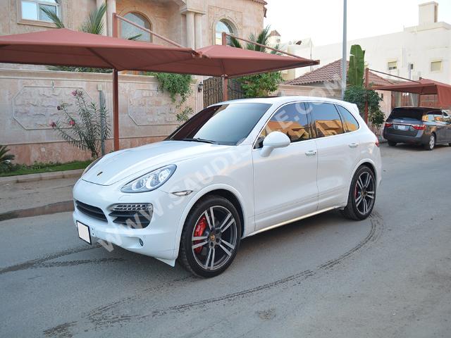 2014 Porsche Cayenne S