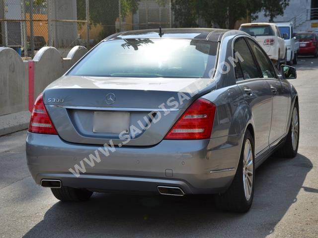 2013 Mercedes-Benz S 300