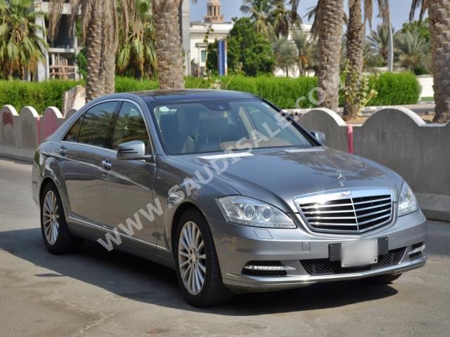2013 Mercedes-Benz S 300