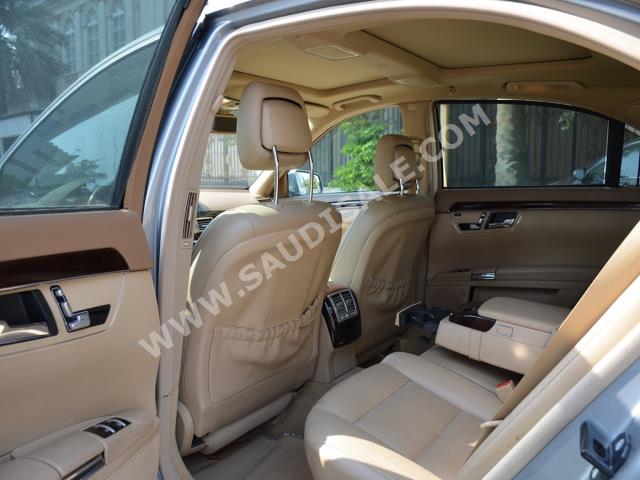 2013 Mercedes-Benz S 300