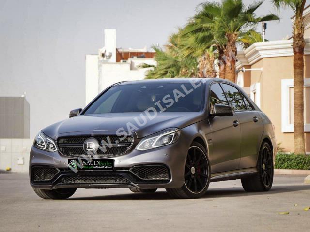 2015 مرسيدس - بنز إي 63إس أي إم جي