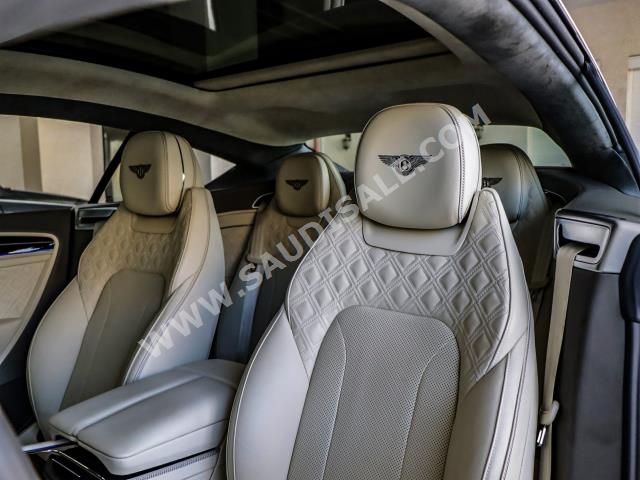 2021 بنتلي كونتيننتل جي تي