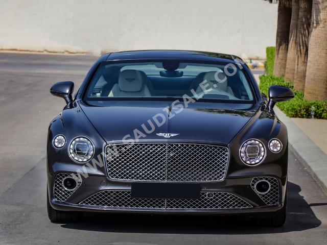 2021 بنتلي كونتيننتل جي تي